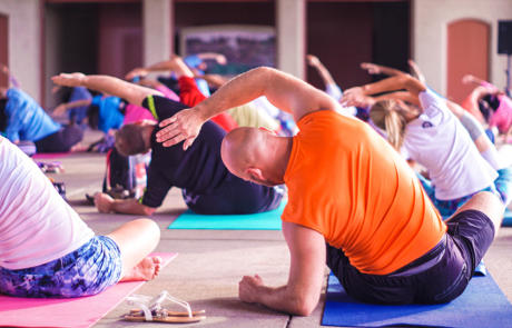 Programación de fitness Columna de clases de yoga